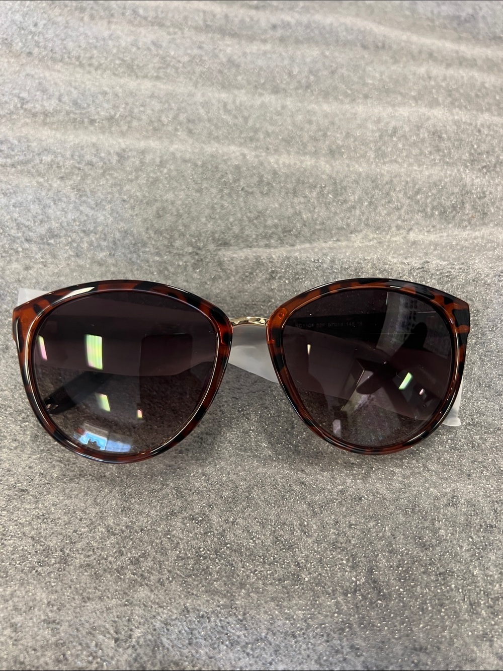 Kenneth Cole KC1304 Tortoiseshell Cat-Eye Women's Sunglasses - Brown Lenses - Picture 3 of 5
